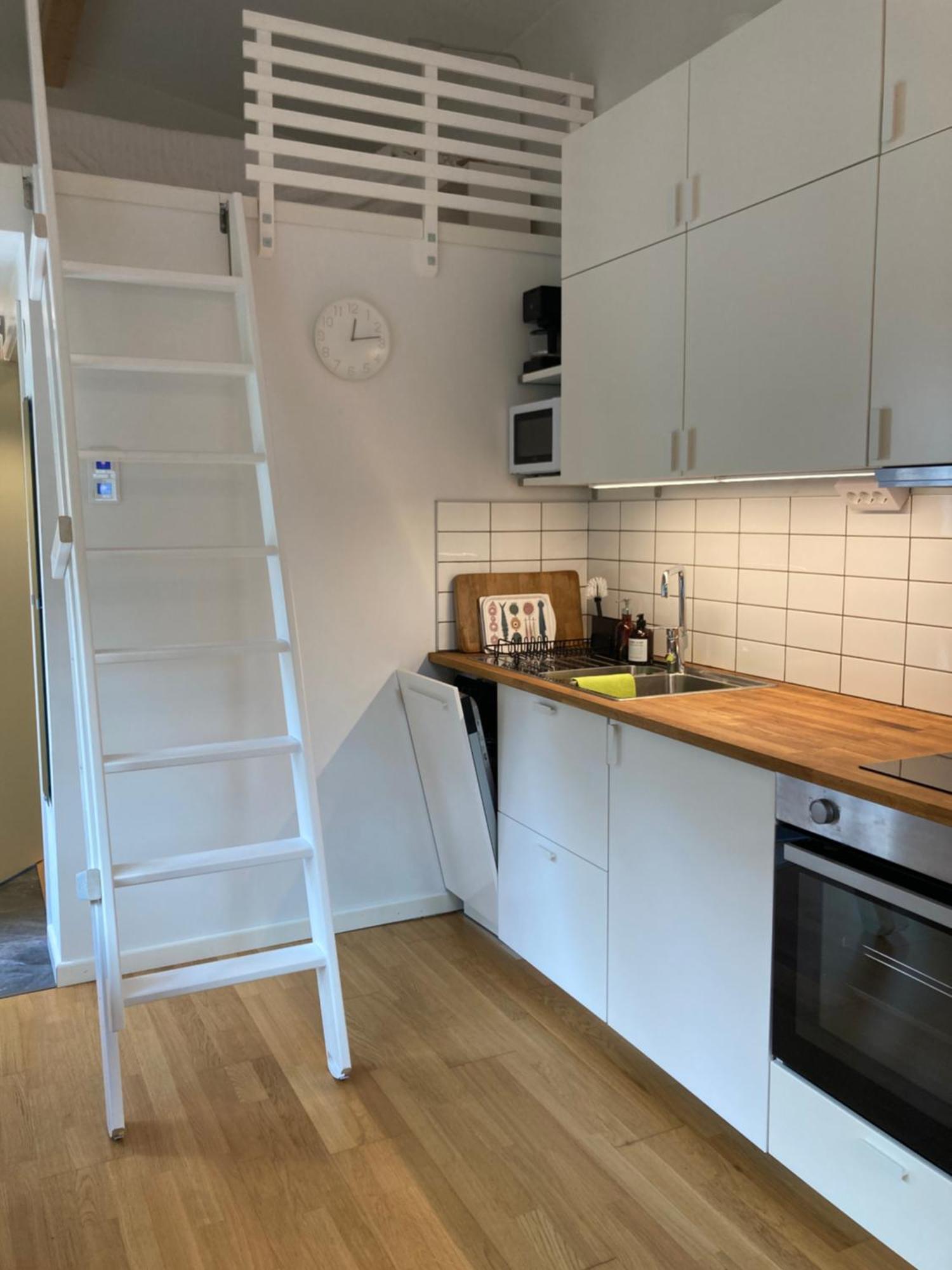Tiny Grey House With Loft, 15 Min From City Center Goteborg Esterno foto